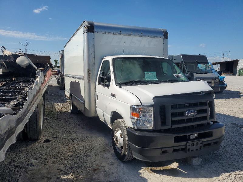 2022 Ford E350 BOX Truck