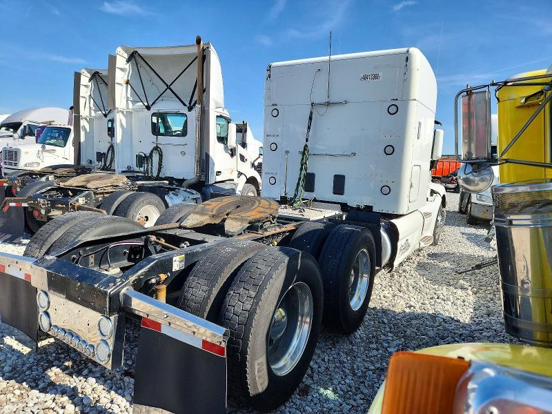 2014 Peterbilt 579 Semi Truck