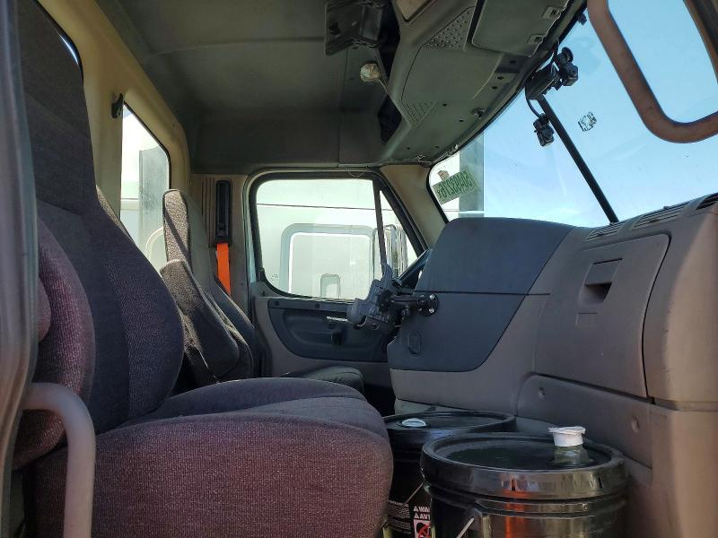 2014 Freigliner Cascadia 125