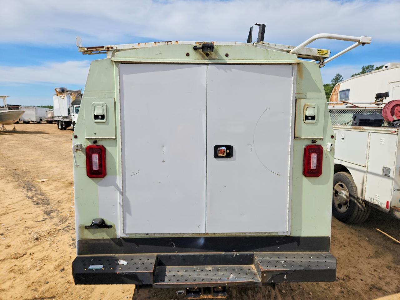 2019 Ford E350 Utility / Service Truck