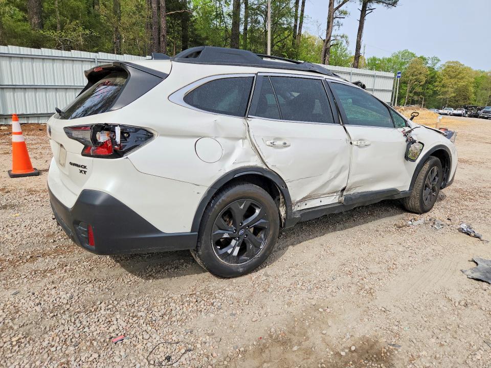 2022 Subaru Outback Onyx Edition xt