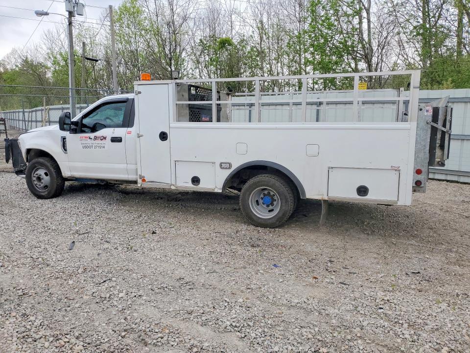 2021 Ford F350 Super Duty Utility / Service Truck