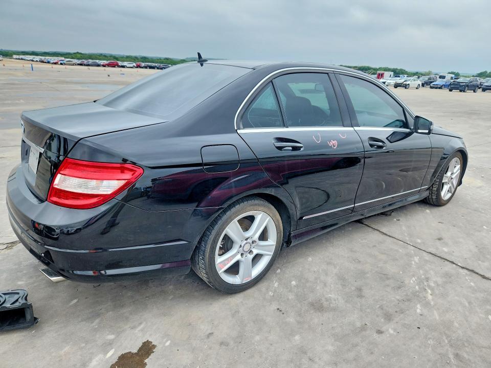 2011 Mercedes-Benz C300