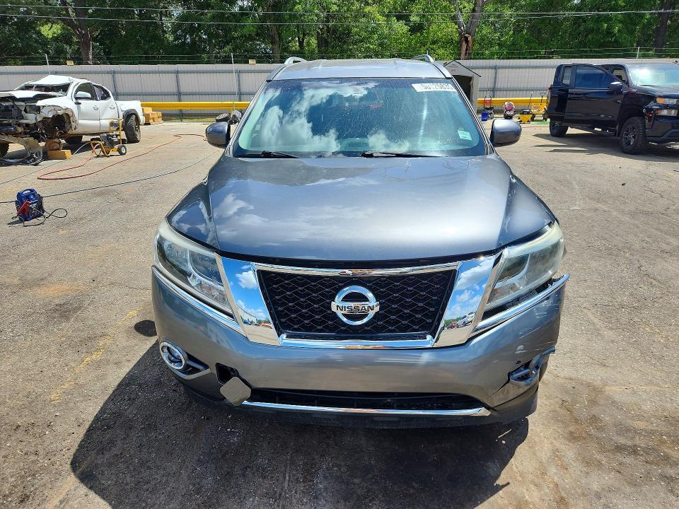 2015 Nissan Pathfinder s