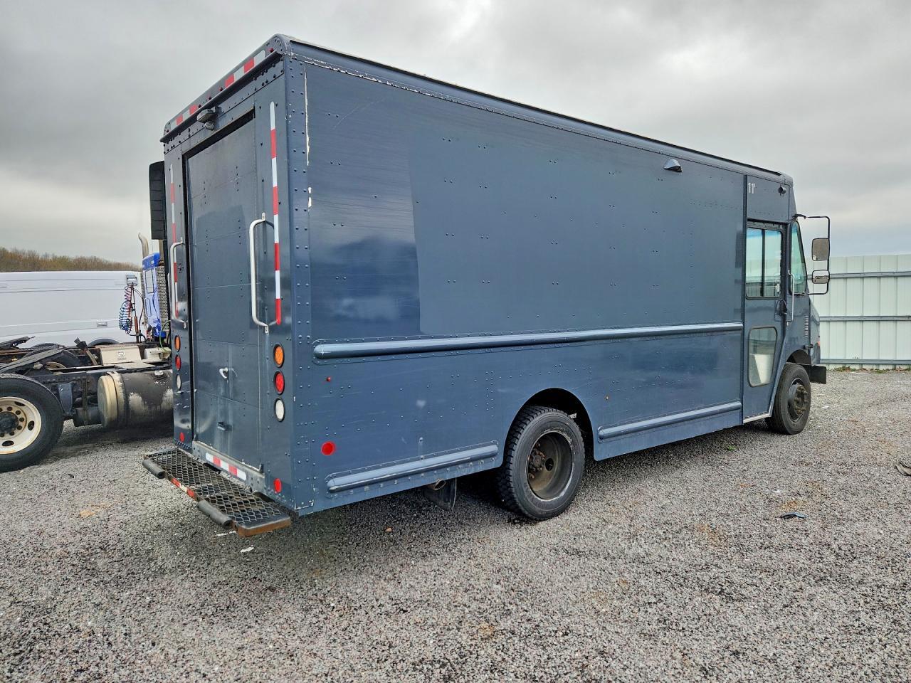 2021 Freightliner Chassis M Line WALK-IN Van