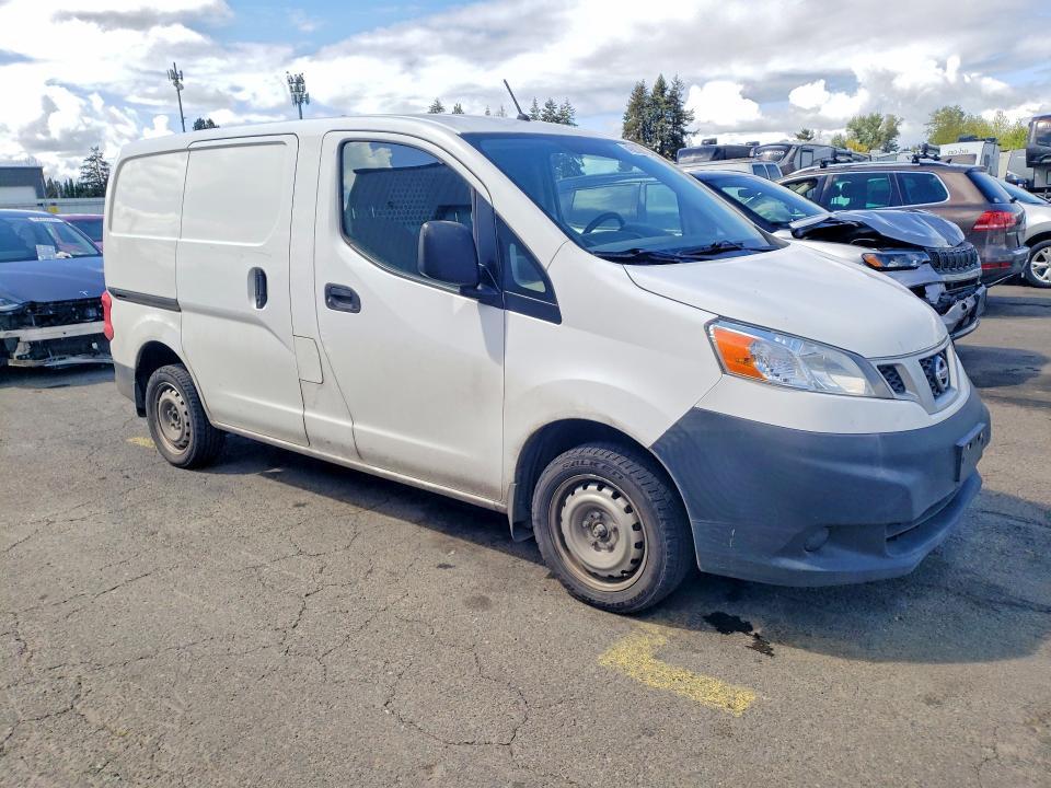 2015 Nissan NV200 S