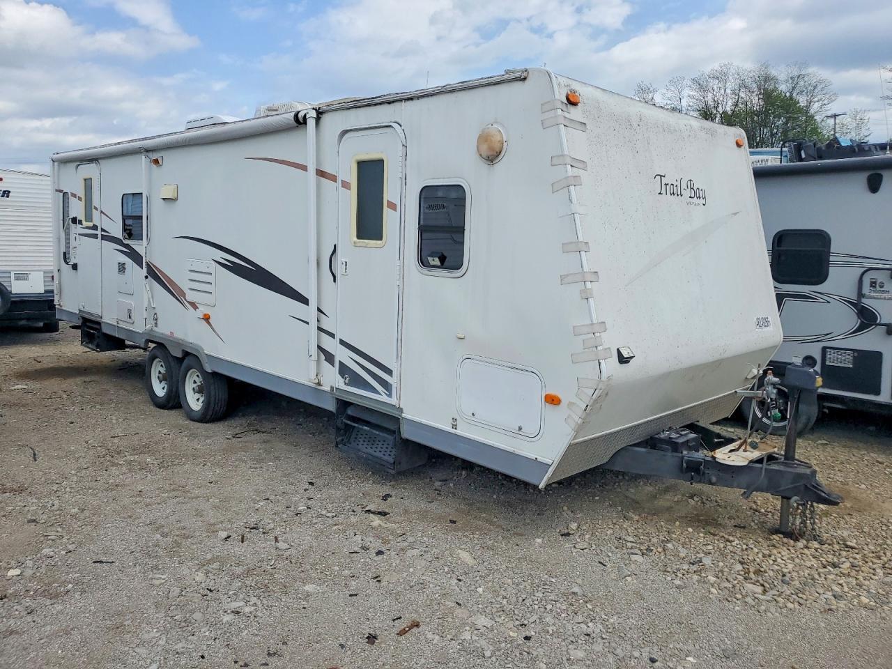 2008 R-Vision Trail-BAY Camper