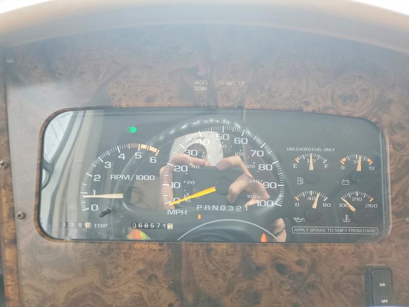 2002 Workhorse Custom Chassis W22 RV