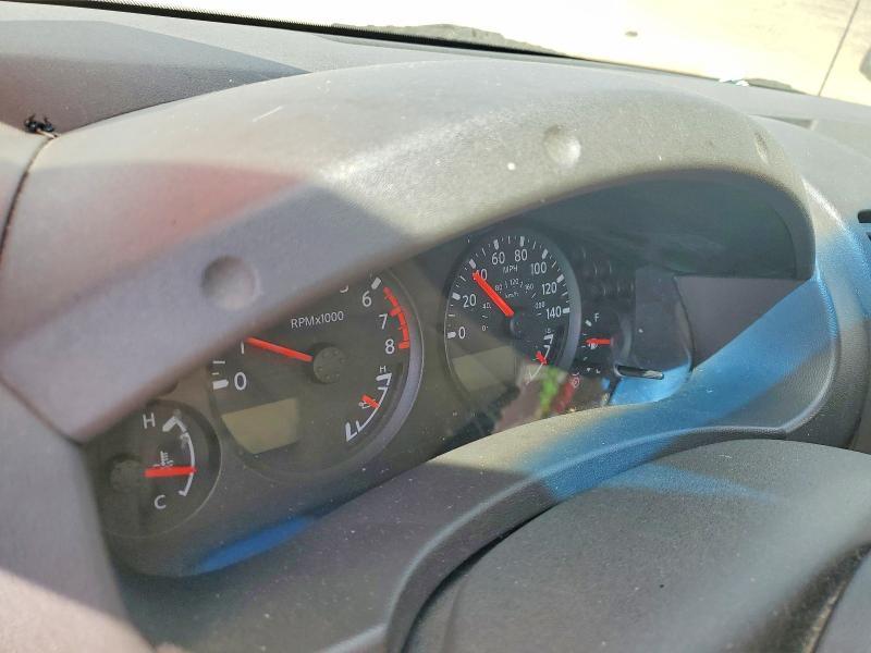 2005 Nissan Frontier SE