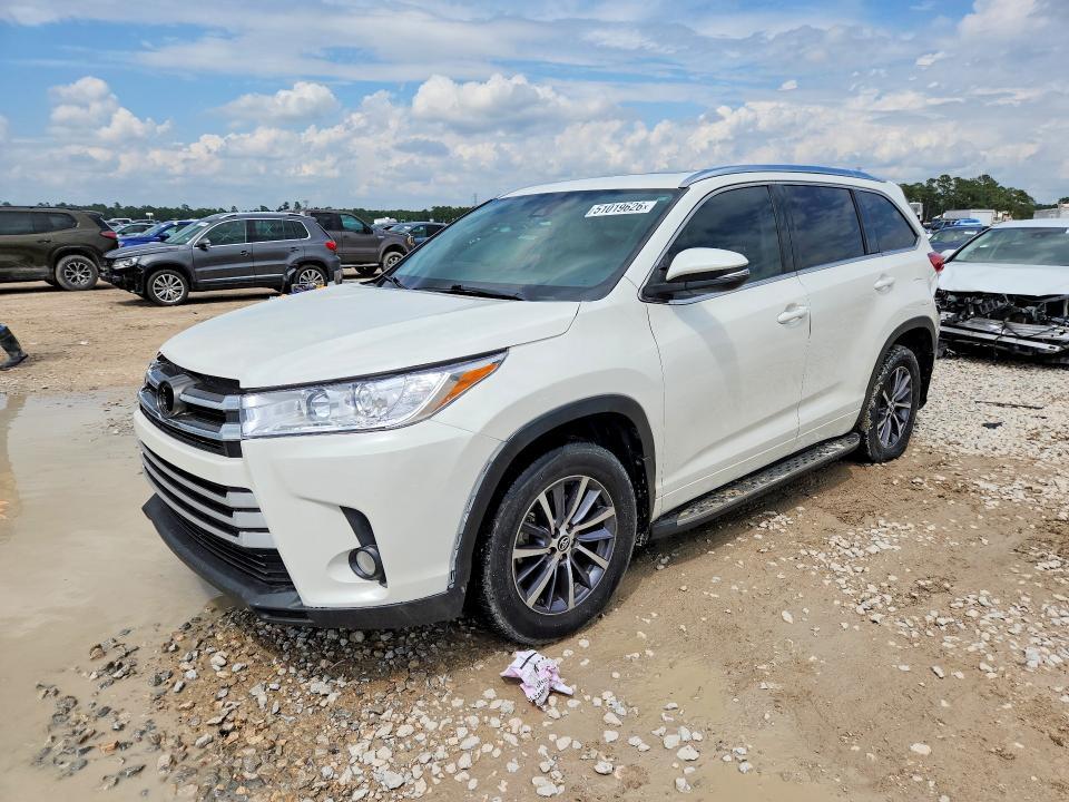 2017 Toyota Highlander xle