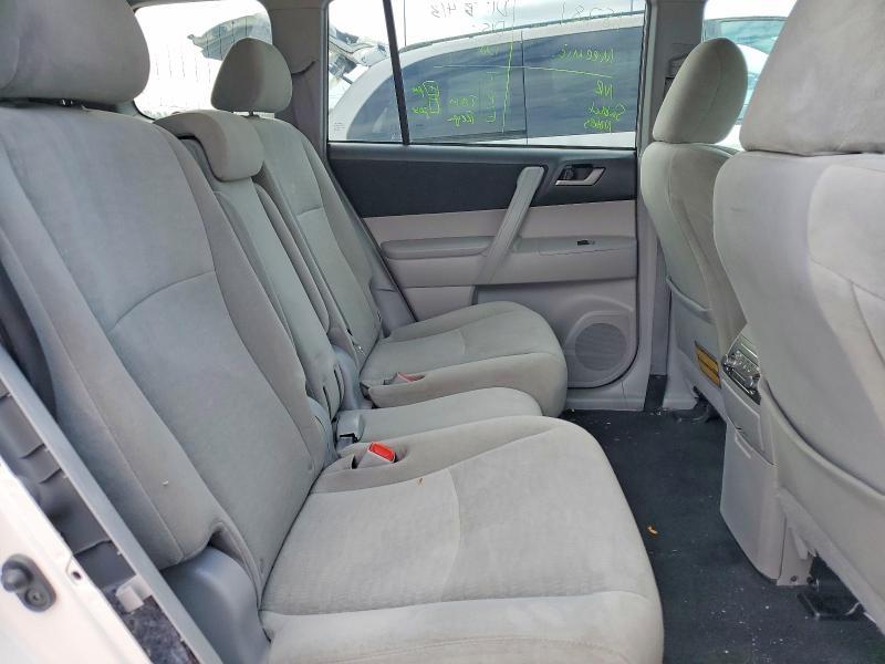 2013 Toyota Highlander Plus