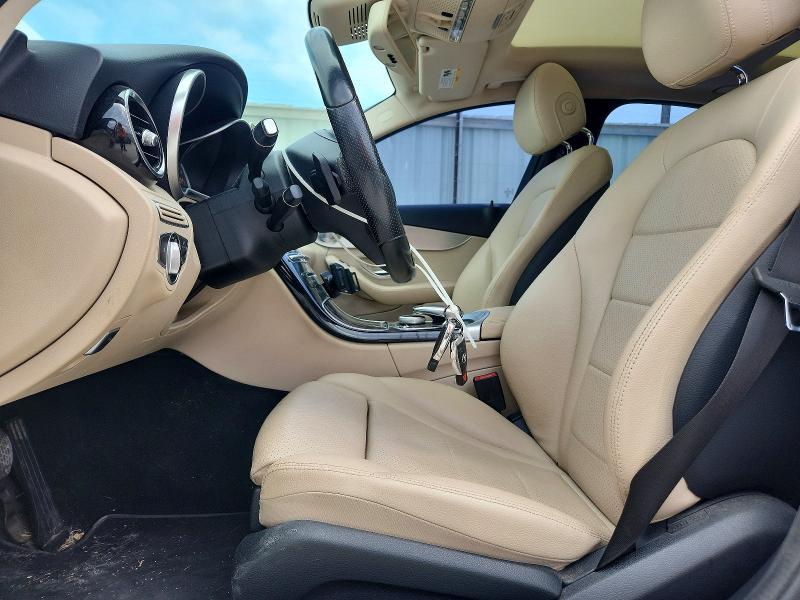 2016 Mercedes-Benz C300