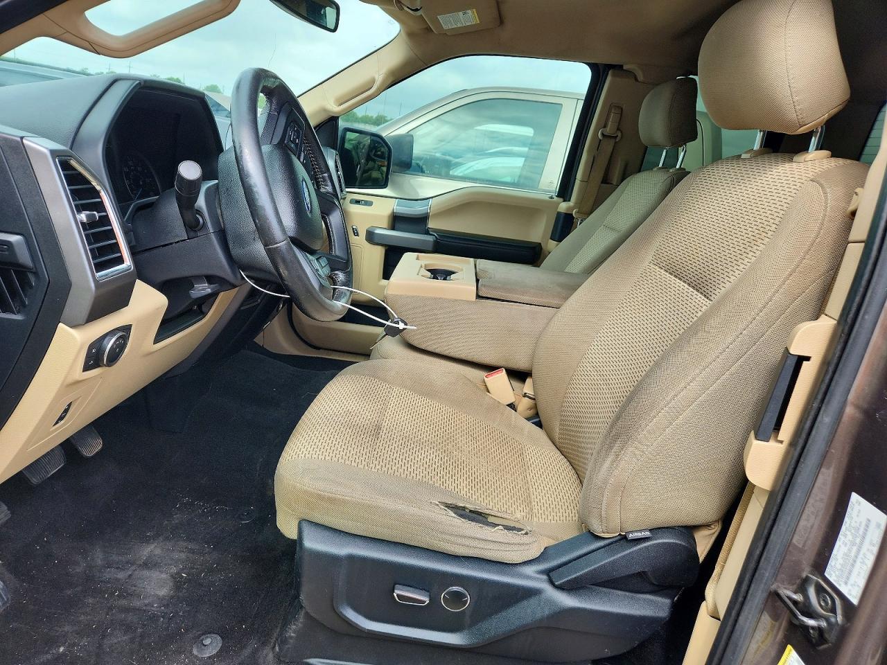 2015 Ford F150 XLT