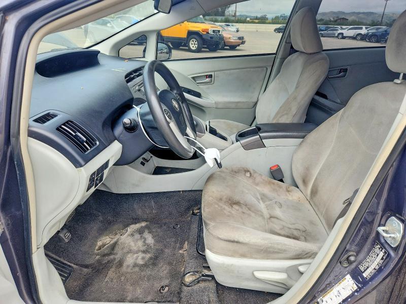 2014 Toyota Prius Three