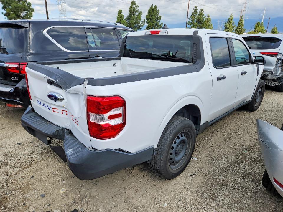2022 Ford Maverick XL