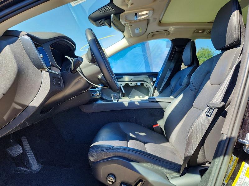 2022 Volvo Xc60 B5 Momentum