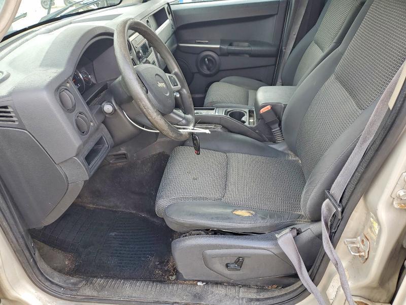 2008 Jeep Commander Sport