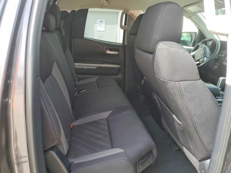 2014 Toyota Tundra SR5