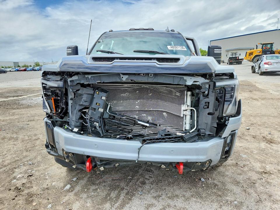 2024 GMC Sierra K2500 AT4