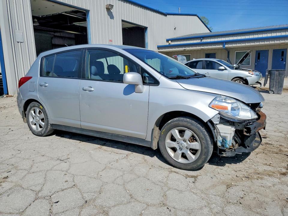2007 Nissan Versa 1.8 s