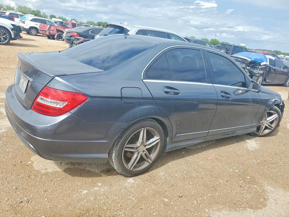 2014 Mercedes-Benz C 250