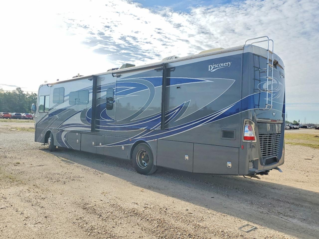 2022 Freightliner Chassis XC RV