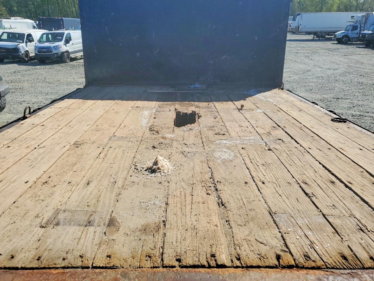 2014 Ford F450 Super Duty Flatbed Truck