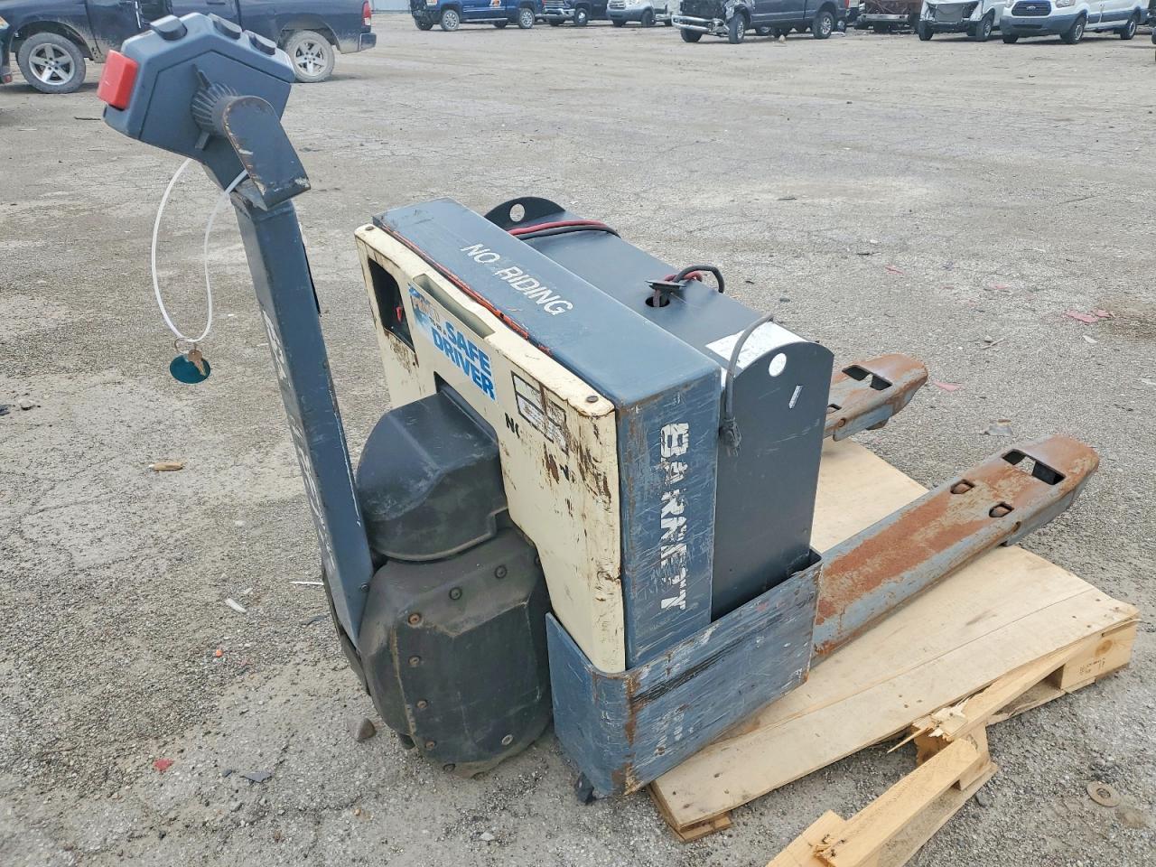 1998 Barrett Pallet Jack