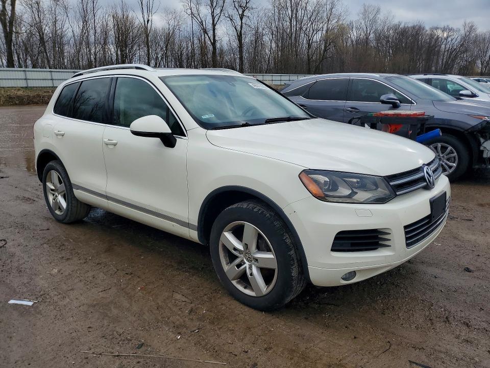 2012 Volkswagen Touareg V6