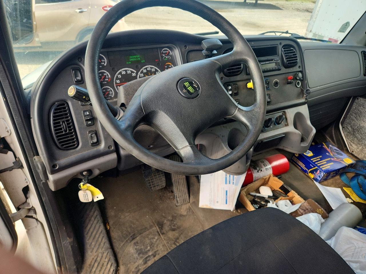 2017 Freightliner Busines Class M2 BOX Truck