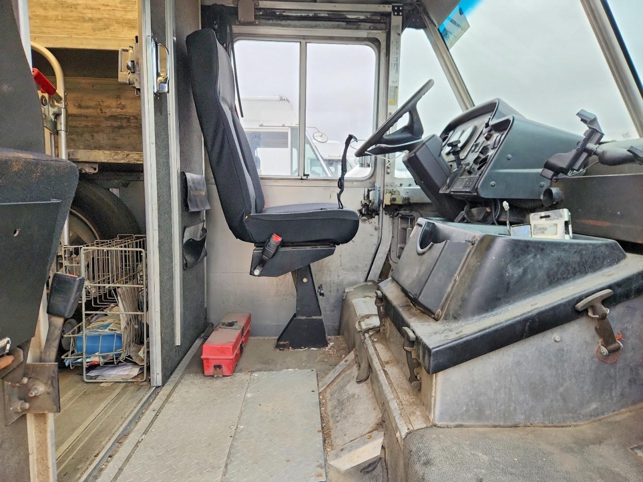 2008 Freightliner Chassis M Line WALK-IN Van