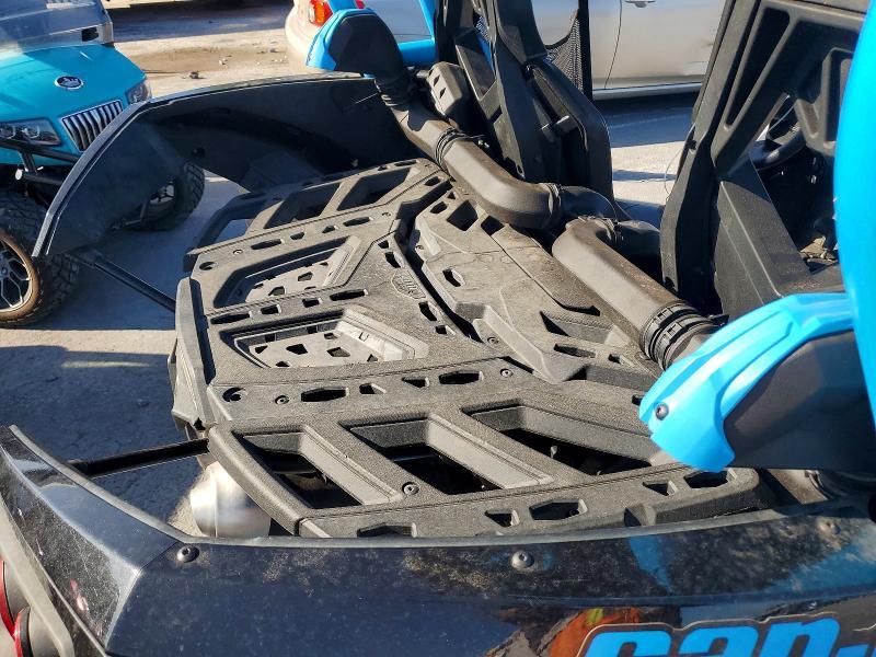 2017 Can-Am Maverick 1000r x mr Utility Vehicle