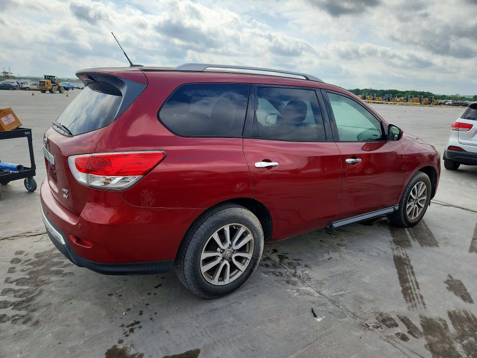 2015 Nissan Pathfinder sv