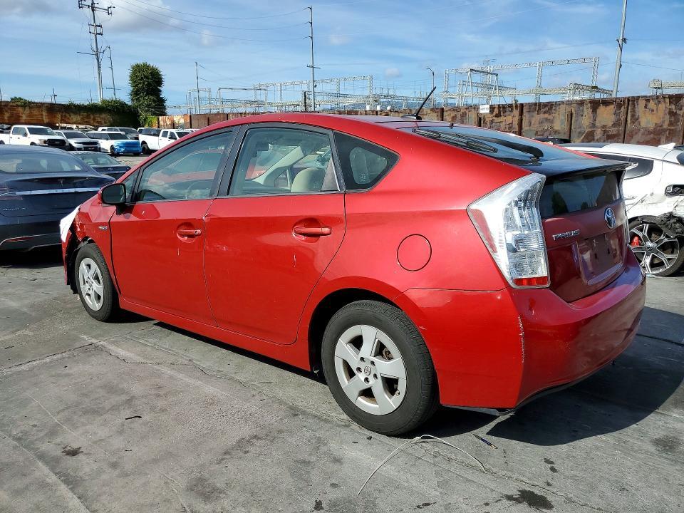 2010 Toyota Prius iii