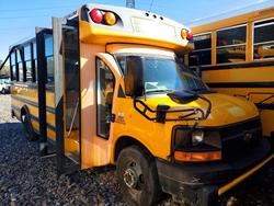 Vehiculos salvage en venta de Copart Glassboro, NJ: 2015 Chev 2015 Collins Bantam G4500-School Bus