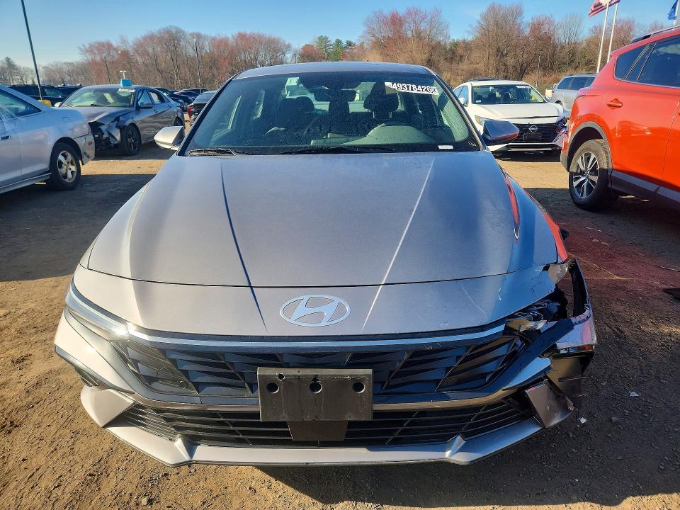 2025 Hyundai Elantra sel