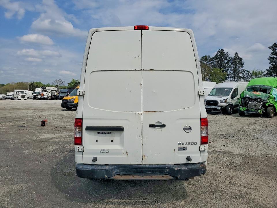 2012 Niss AN NV 1500 Delivery Van