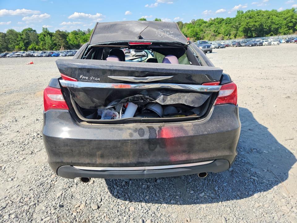 2013 Chrysler 200 lx
