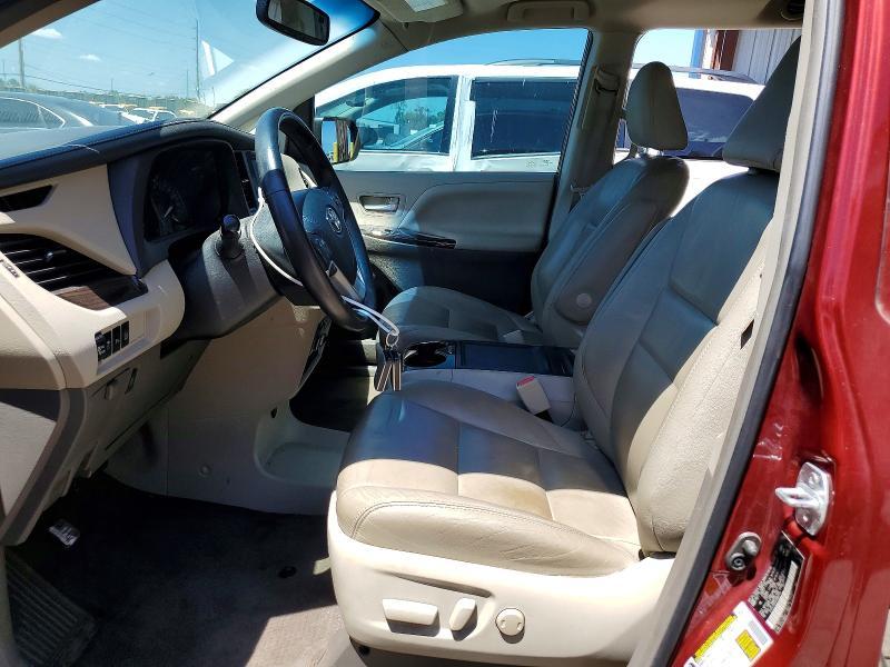 2017 Toyota Sienna xle 8-passenger
