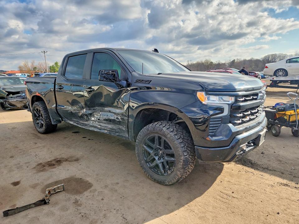 2022 Chevrolet Silverado K1500 RST