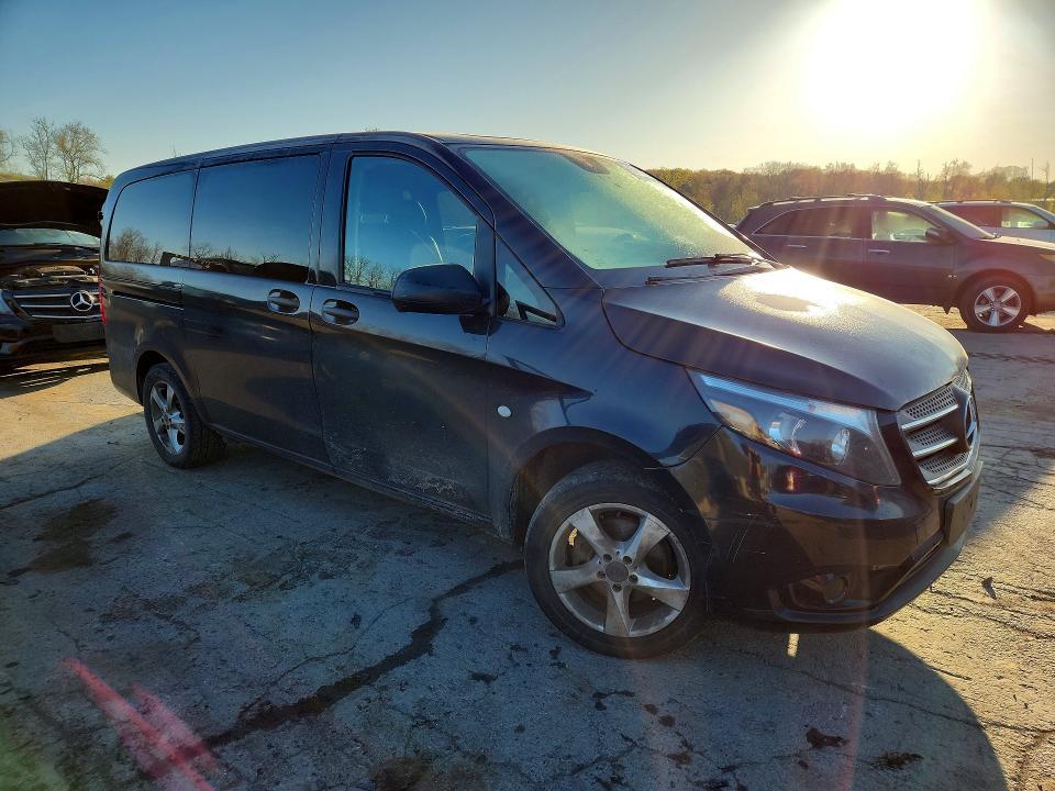 2018 Mercedes-Benz Metris