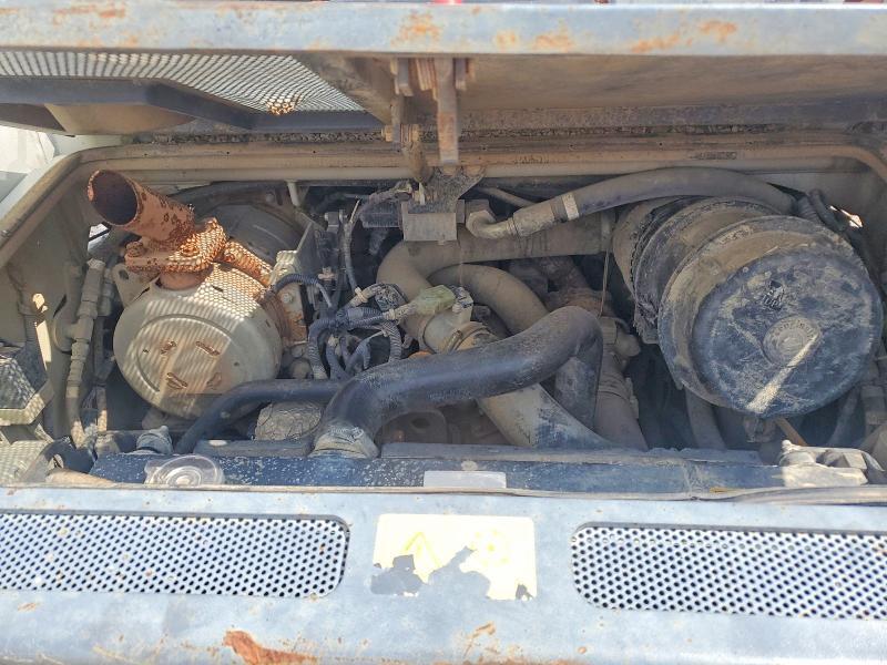 2016 Takeuchi TL8 Tracked Skid Steer Loader