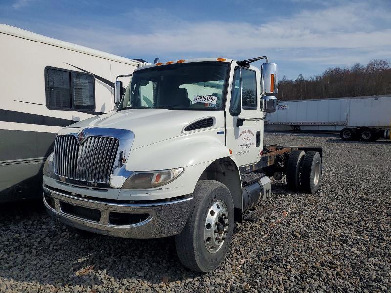 2010 International 4400 Truck Cab AND Chassis