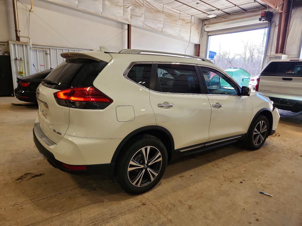 2017 Nissan Rogue sl