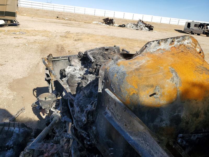 2016 Freigliner 2016 Freightliner Cascadia 125 Semi Truck