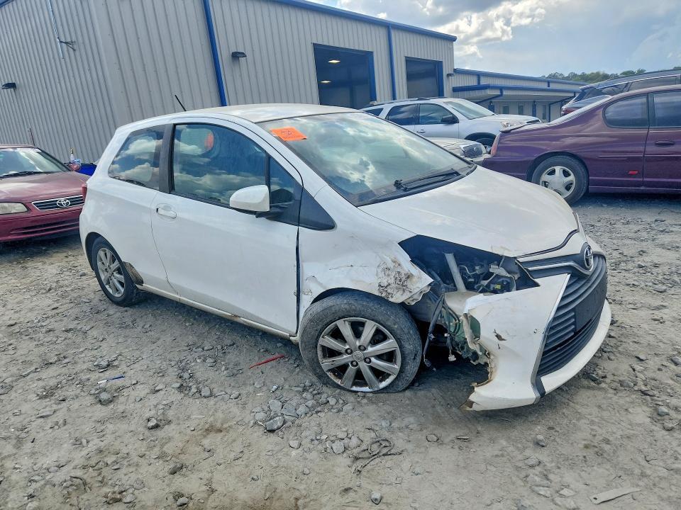 2015 Toyota Yaris 3-door le