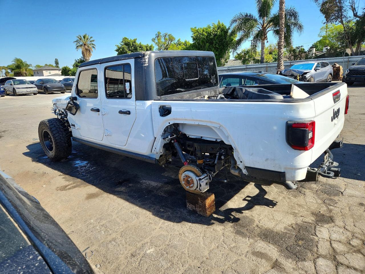 2021 Jeep Gladiator Sport