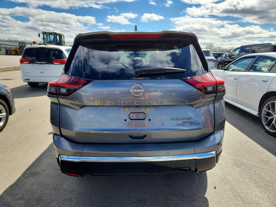 2026 Nissan Rogue Platinum