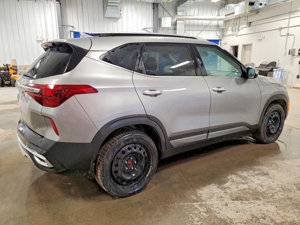 2023 KIA Seltos sx