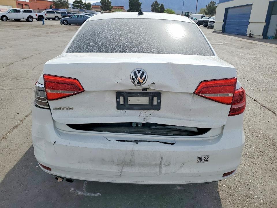 2015 Volkswagen Jetta Base